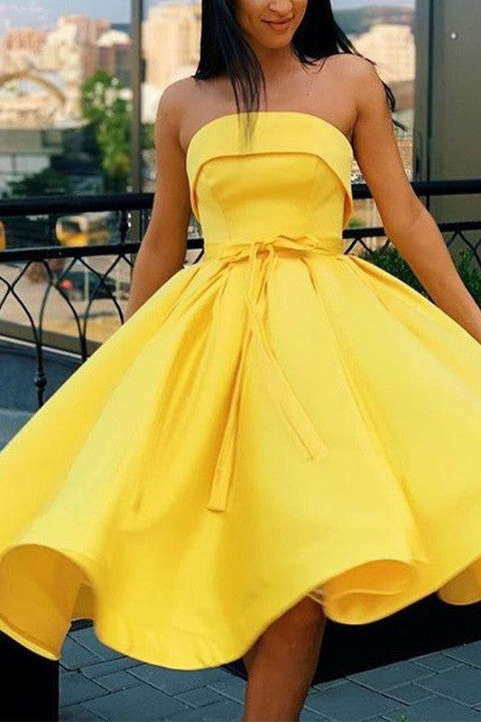 Gorgeous Satin Sash/Ribbon/Belt Strapless Sleeveless Knee-Length Homecoming Dress-ballbellauk