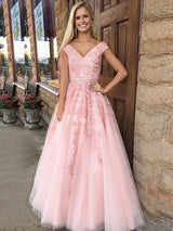Gorgeous V-Neck Sleeveless Long With Appliques Tulle Prom Dress-ballbellauk
