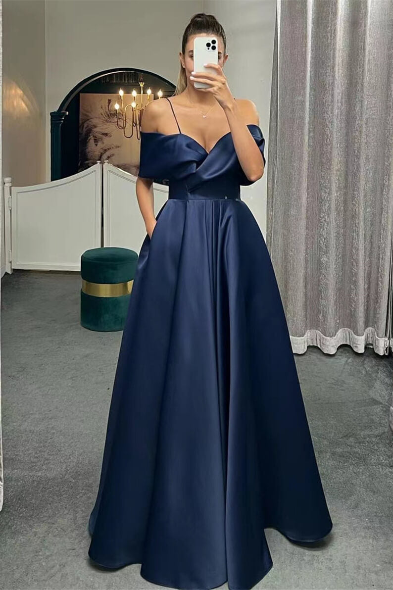 Luxurious A-Line Evening Dress with Spaghetti-Straps & Lace-Up Back-ballbellauk